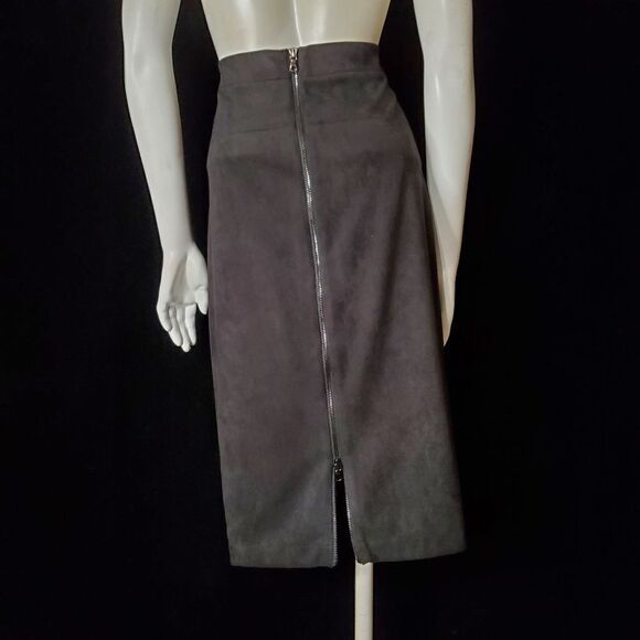 Robert Rodriguez Black Skirt with Full Length Back Zipper (8) - Picture 4 of 5